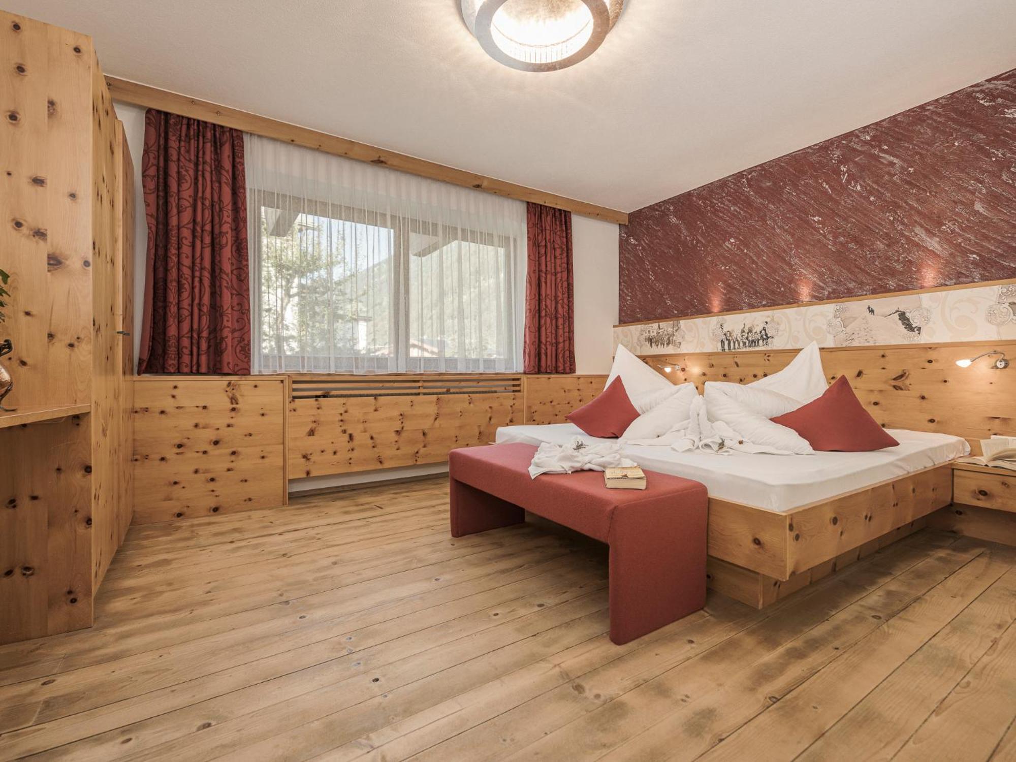 Apart Central - Premium Mountain&Garden Mayrhofen Δωμάτιο φωτογραφία