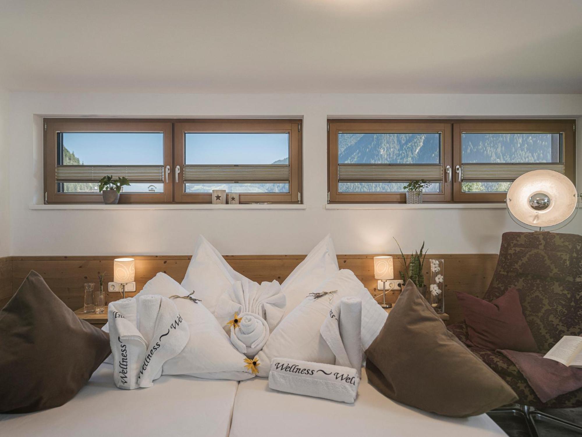 Apart Central - Premium Mountain&Garden Mayrhofen Δωμάτιο φωτογραφία